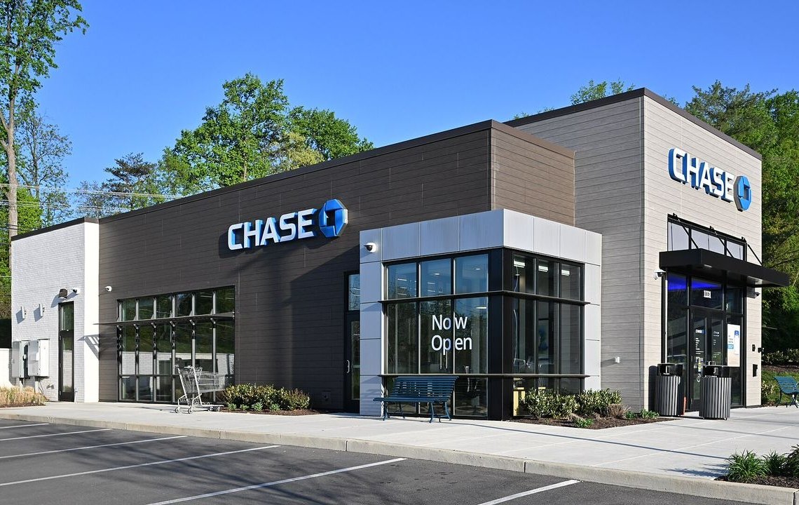 JPMorgan Chase Names Co-Presidents in Major Leadership Shake-Up, Intensifying Succession Speculation